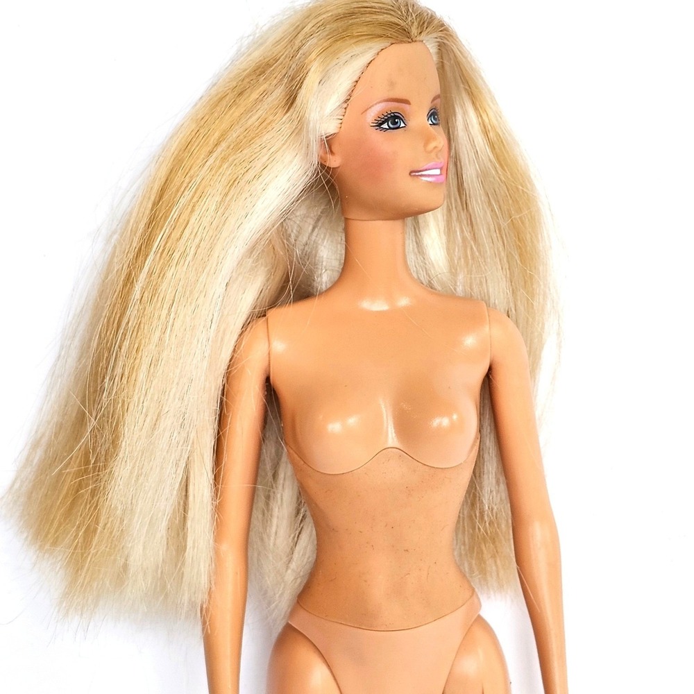 1999 Barbie Ever Flex Waist Doll Blonde Hair Blue Eyes Vintage Y2K Collectible